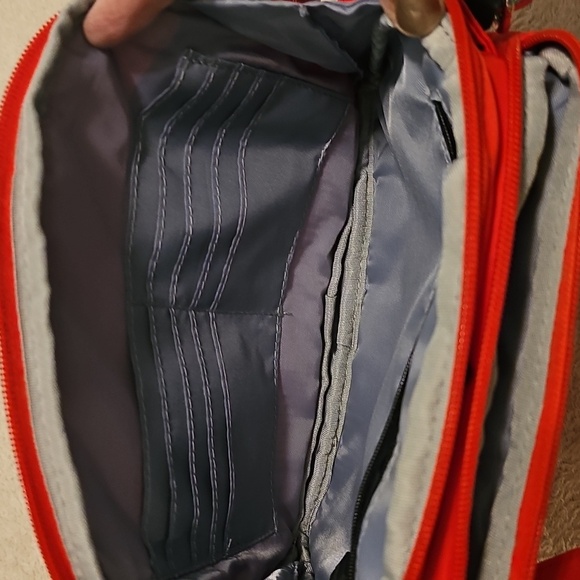 Ihkwip Red Zig Zag Convertible Bag - Picture 7 of 11